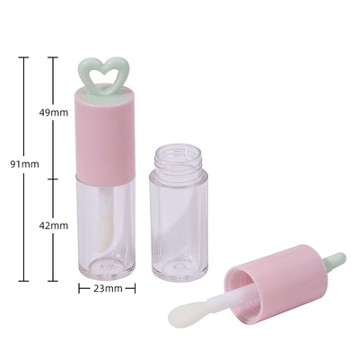 Kolor niestandardowy 7ml Pustkowe Serce Plastic Lip Glaze Tube dla Przenośnego Opakowania Gloss