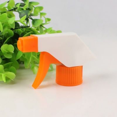 28/410 Plastikowy opryskiwacz do wywołania spalenia z regulowaną dyszą odrzutową i mgłową oraz trwałym materiałem PP do butelek PET