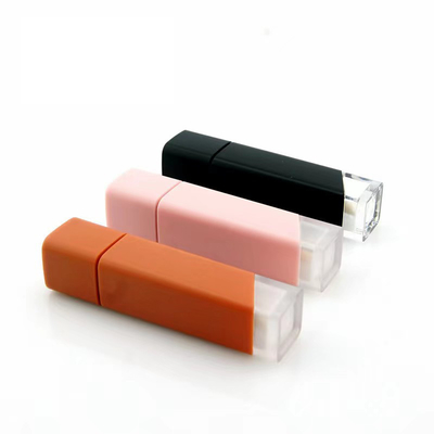 Niestandardowa 5 ml rurka z glosem do ust z matowym pustego opakowania koloru