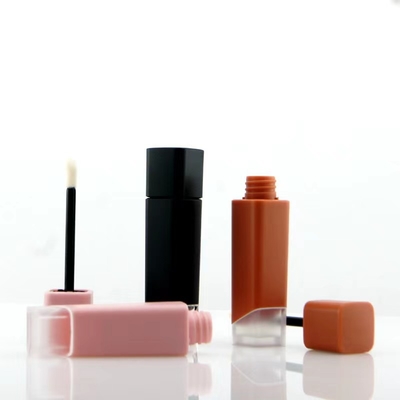 Niestandardowa 5 ml rurka z glosem do ust z matowym pustego opakowania koloru