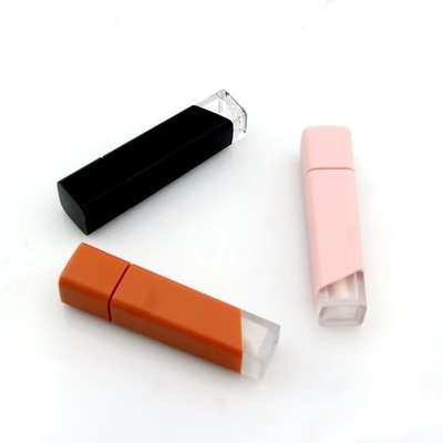 Niestandardowa 5 ml rurka z glosem do ust z matowym pustego opakowania koloru