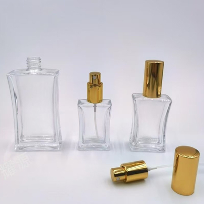 Niestandardowa butelka szklana 20 ml, 30 ml i 50 ml z aluminiowym opryskiwaczem i pokrywką