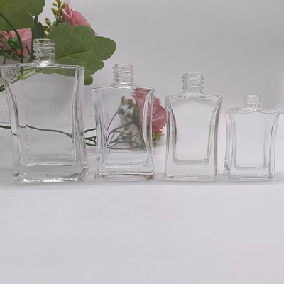 Niestandardowa butelka szklana 20 ml, 30 ml i 50 ml z aluminiowym opryskiwaczem i pokrywką
