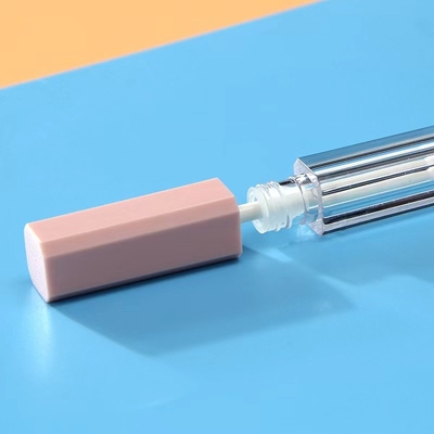 Sprzedaż hurtowa 1,2 ml Plastic Gloss Lip Tube Akceptujemy kolory na zamówienie