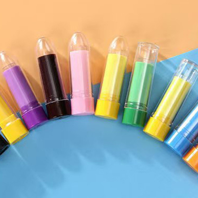 Plastikowa pusta rurka do szminki o pojemności 1 g