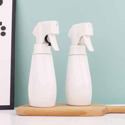 Nowy projekt ciągłego opryskiwacza z pojemnością 100-500 ml i dostosowanym kolorem do zastosowania cienkiej mgły