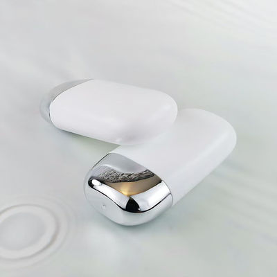 Hurtowa plastikowa butelka na krem przeciwsłoneczny PP z srebrną podwójną nakrętką w rozmiarach 30g i 50g