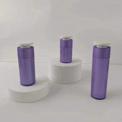 Akrylowa butelka z pompką bezpowietrzną w kształcie serca z niestandardowym nadrukiem sitodrukowym i szczelną konstrukcją do balsamów kosmetycznych