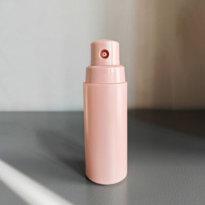 Wielkiej sprzedaży plastikowe butelki do opryskiwania proszku 60ML 100ML 150ML do toalety i proszku dla niemowląt z dostosowanymi kolorami