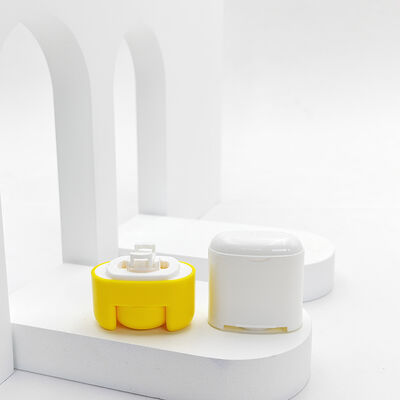 Refillable Deodorant Container with 15/35/50/75g Capacity in Custom Color and PP Plastic Material